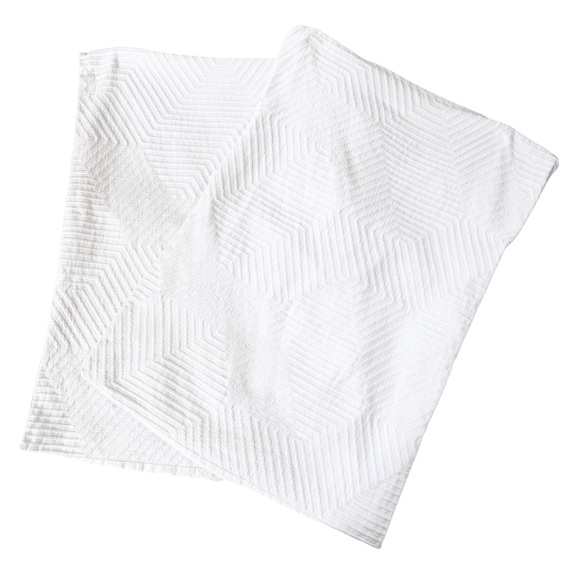 West Elm Organic Cotton Modern Geo Full Size Pillow Shams White - Picture 4 of 8